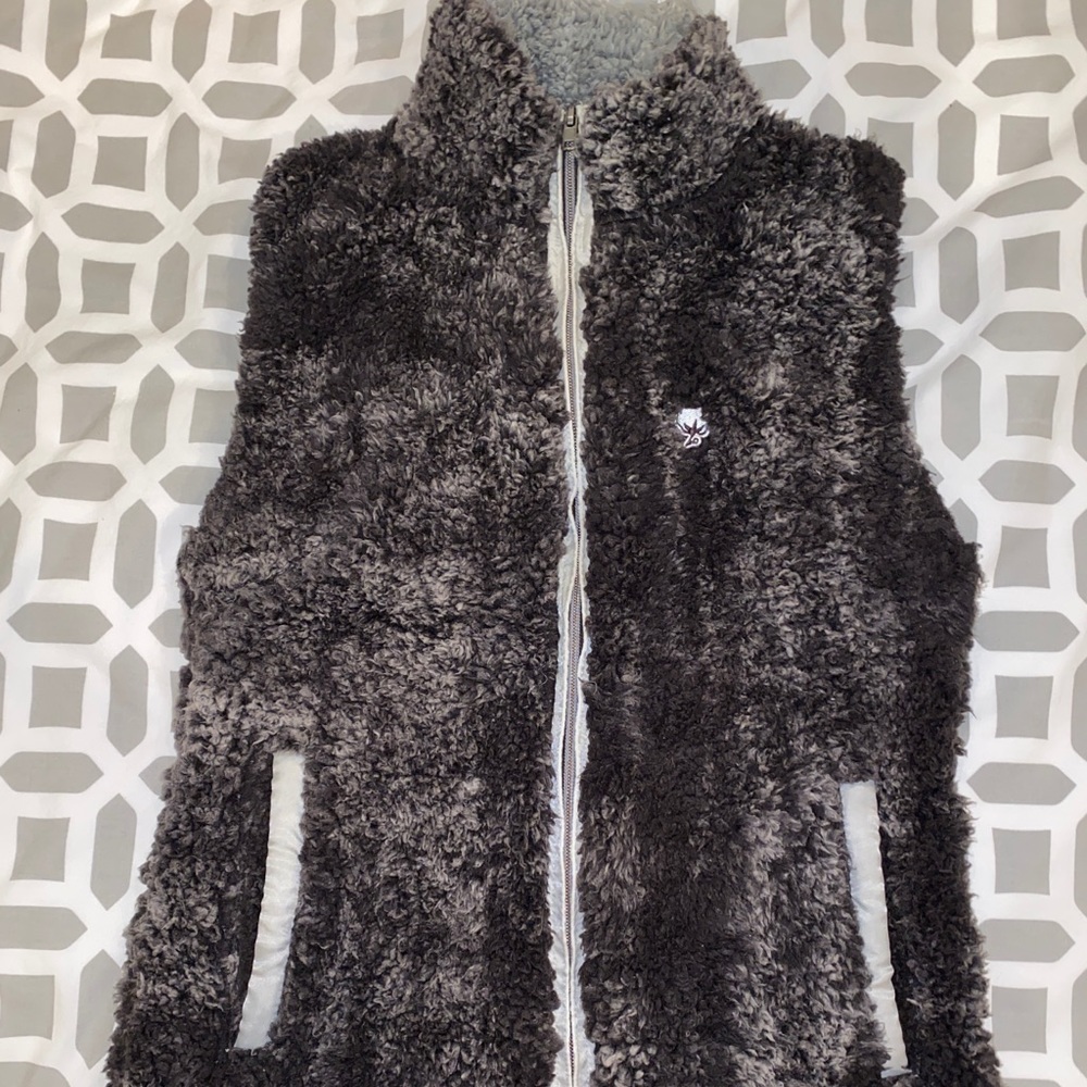 Southern Shirt Sherpa Vest